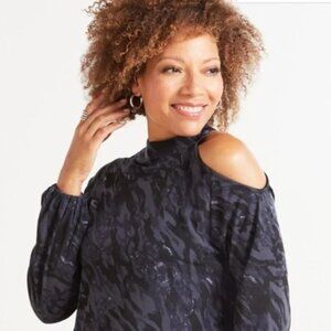 Evereve Allison Joy Bria Cut Out Blouse Size Small